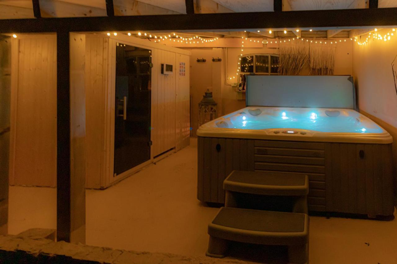 Wellness Lodge Aan De Braassem Rijnsaterwoude Zewnętrze zdjęcie